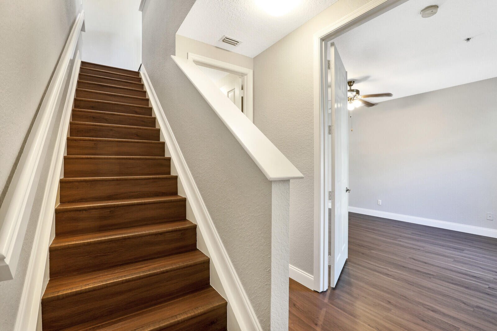 1578 Frederick Small Road Jupiter, FL 33458 - Photo 6 of 36 06_Image_6_mls