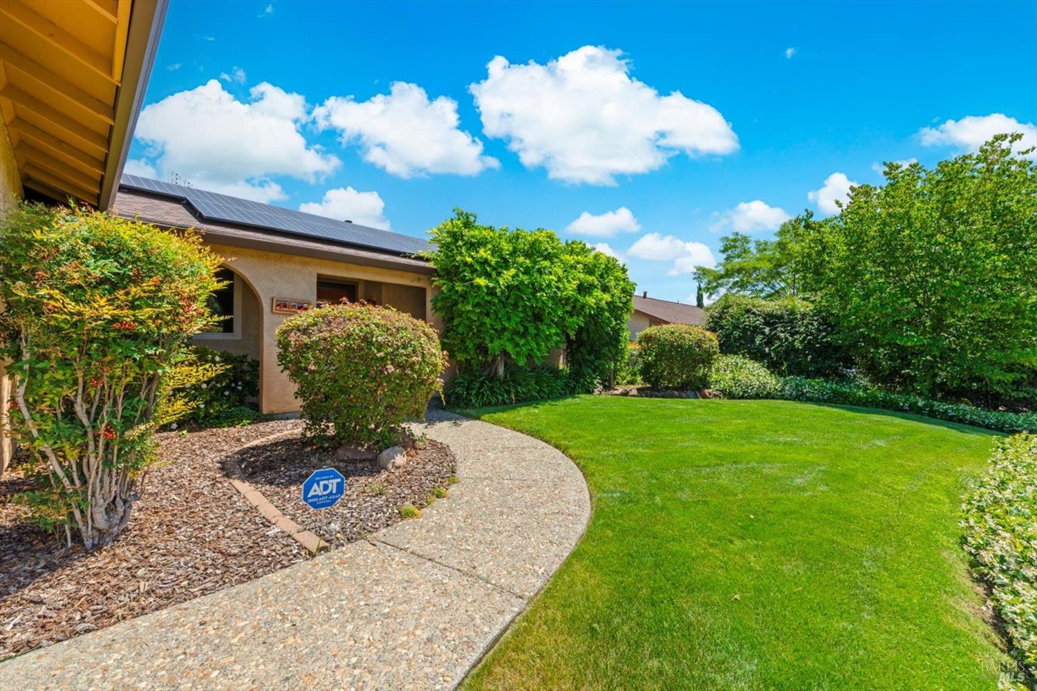 3012 Chestnut Court Fairfield, CA 94533 - Photo 5 of 71
