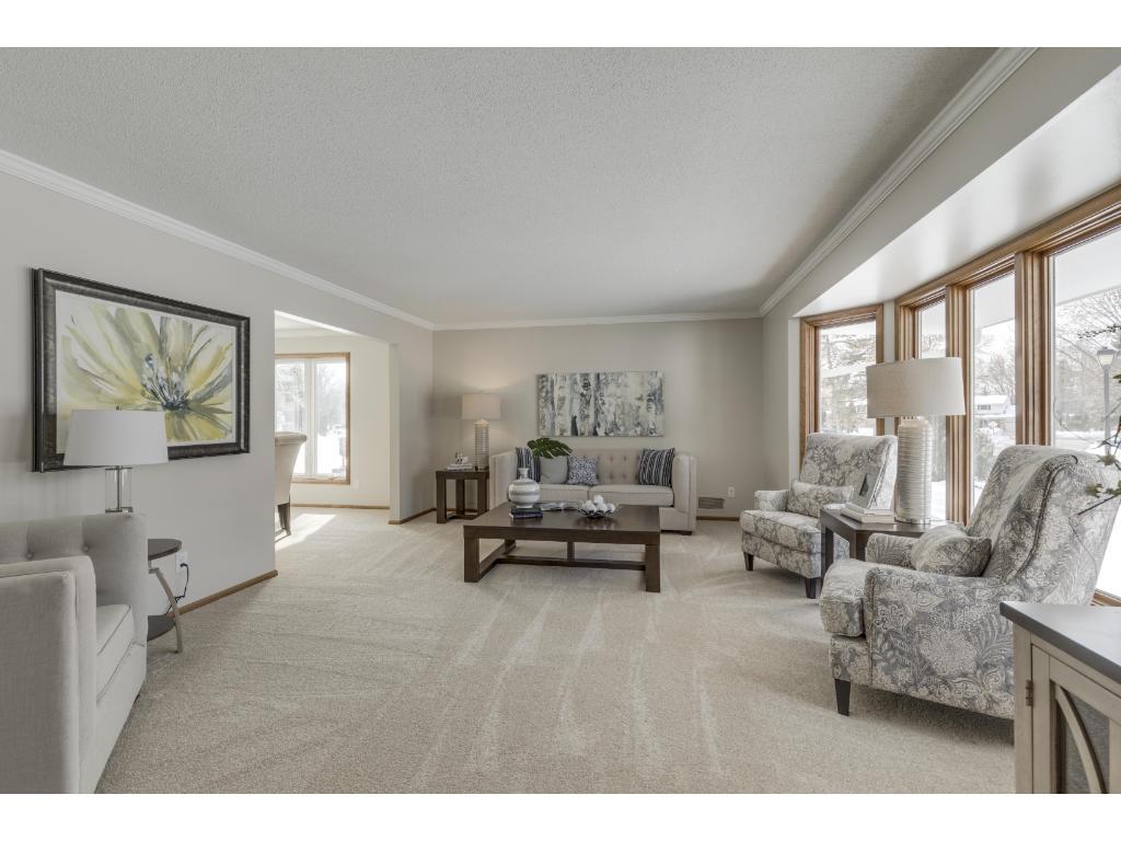 6513 Ridgeview Circle Edina, MN 55439 - Photo 10 of 24 Gallery Image 10