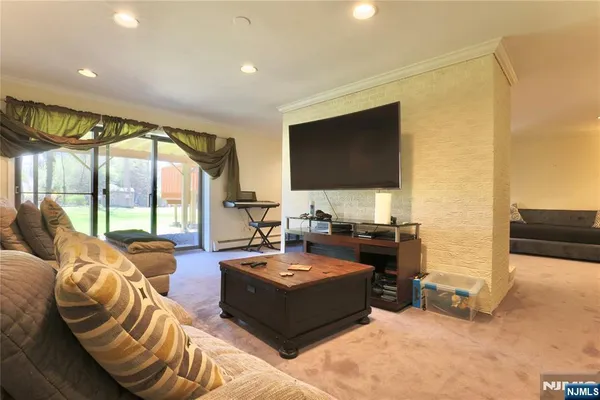 $989,900 | 442 Marlboro Road, Englewood, NJ 07631