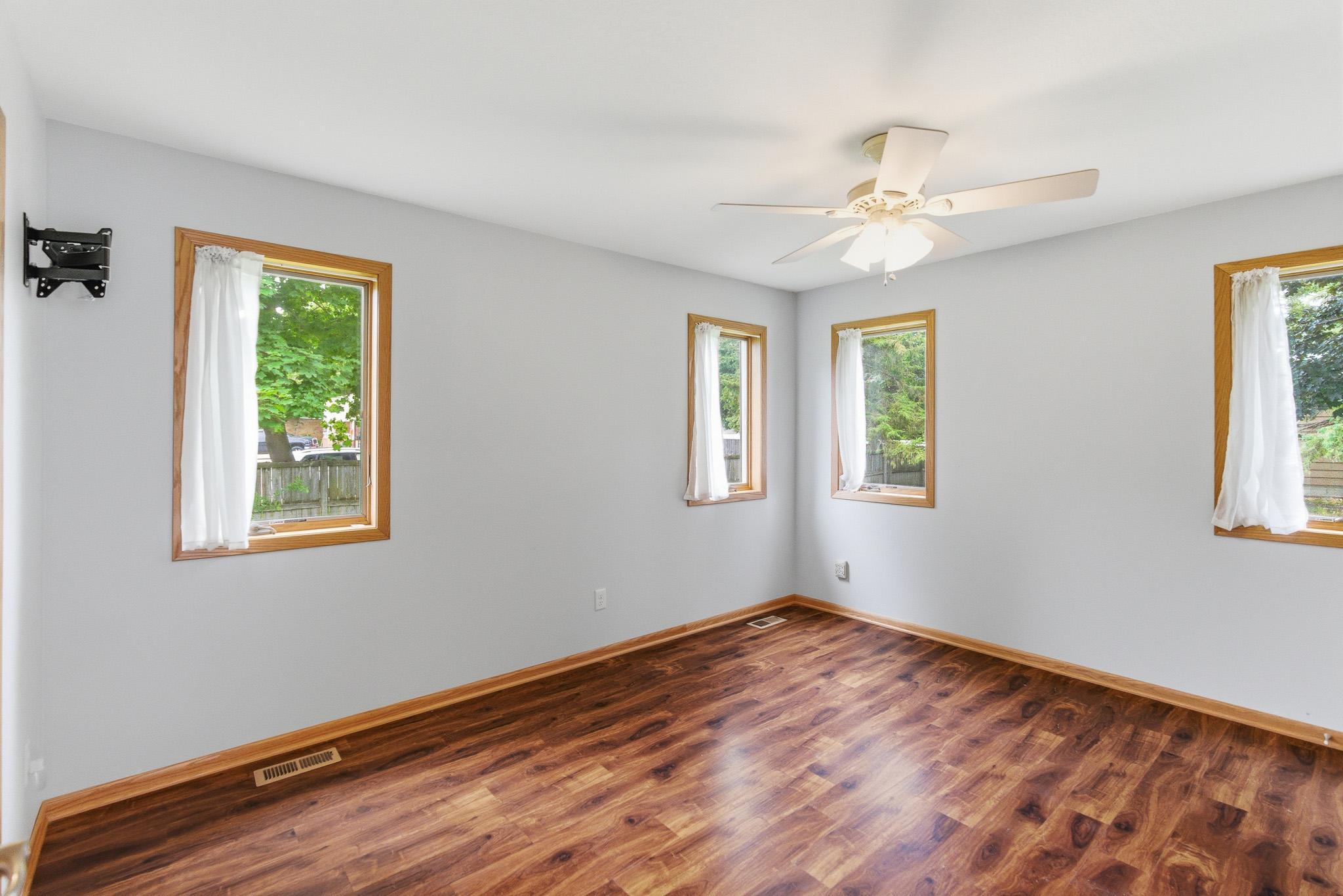 1113 North State Street Waseca, MN 56093 - Photo 23 of 51