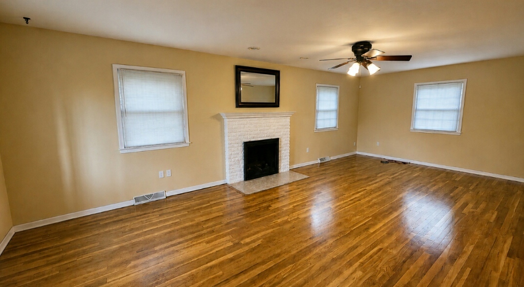 4103 Newcastle Drive Decatur, IL 62526 - Photo 3 of 17