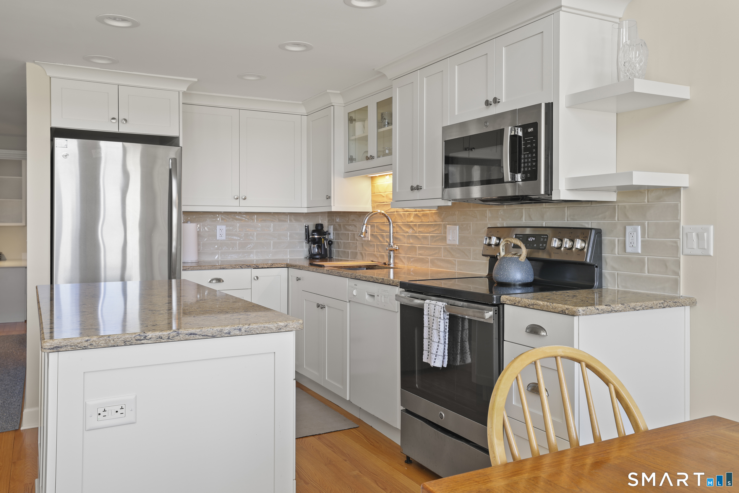 56 Jupiter Point Road Groton, CT 06340 - Photo 16 of 40