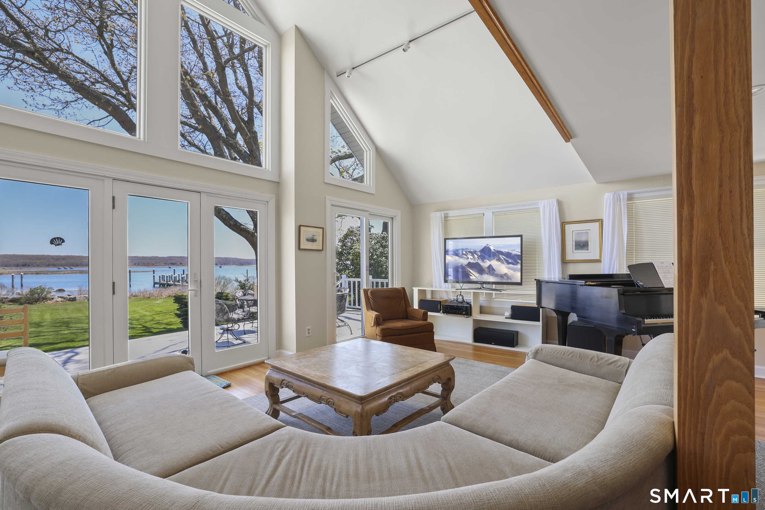 56 Jupiter Point Road Groton, CT 06340 - Photo 9 of 40