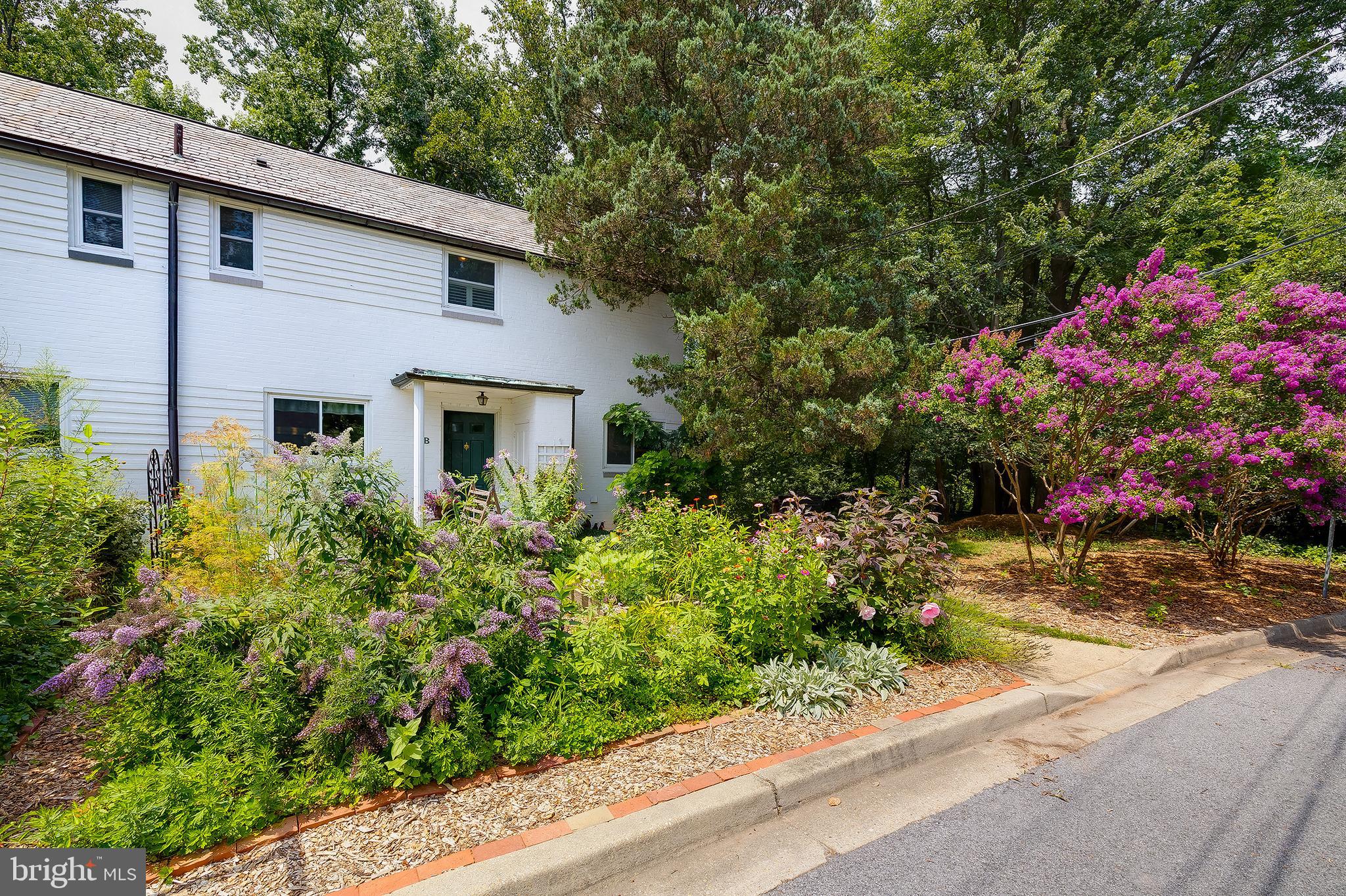 2 Ridge Road Greenbelt, MD 20770 - Photo 4 of 71 Gallery Image 4
