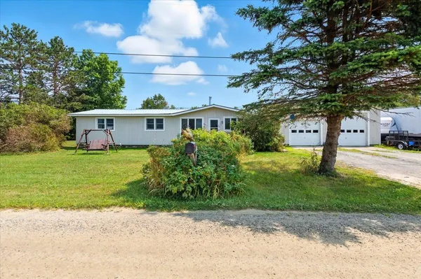 $325,000 | 183 County Road, Lincoln, VT 05443