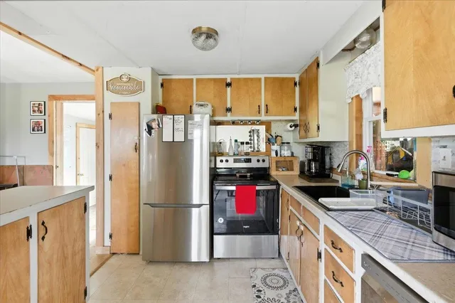 $380,000 | 183 County Road, Lincoln, VT 05443