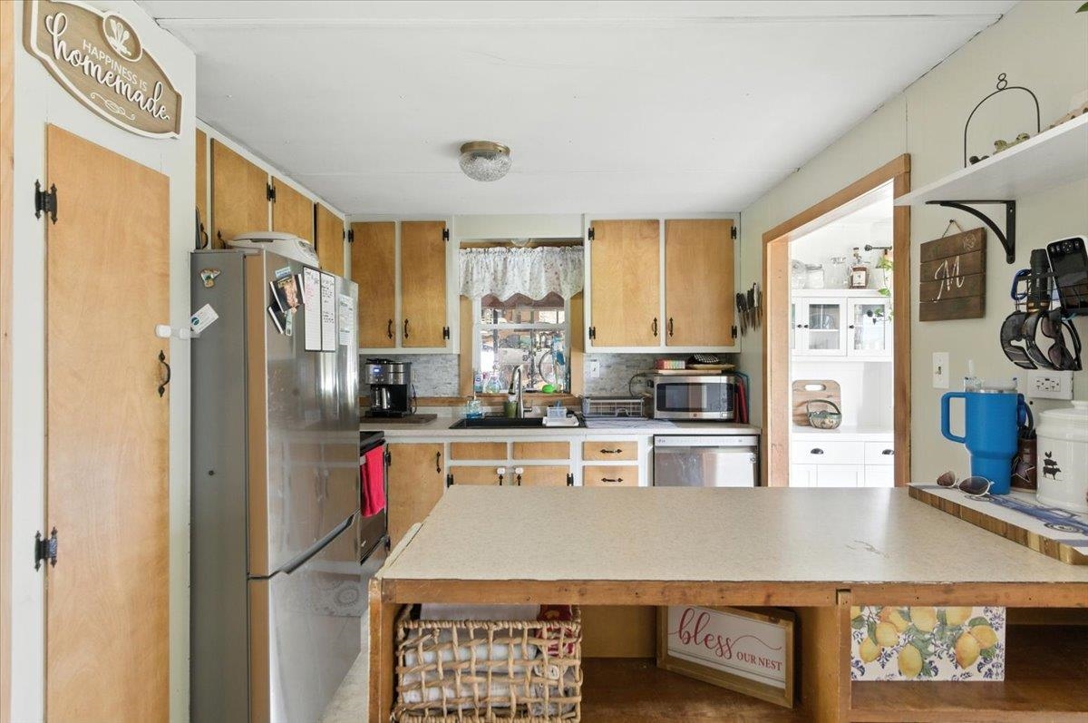 183 County Road Lincoln, VT 05443 - Photo 13 of 44