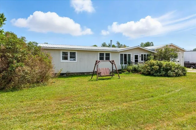 $380,000 | 183 County Road, Lincoln, VT 05443