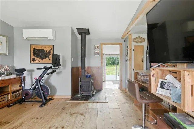 $380,000 | 183 County Road, Lincoln, VT 05443