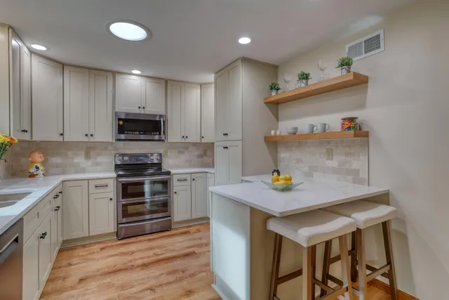 $575,000 | 813 East High Street, Oconomowoc, WI 53066