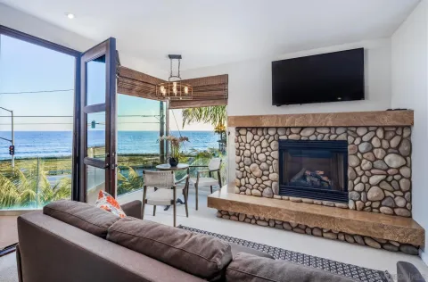 $6,750,000 | 5390 Carlsbad Boulevard, Carlsbad, CA 92008