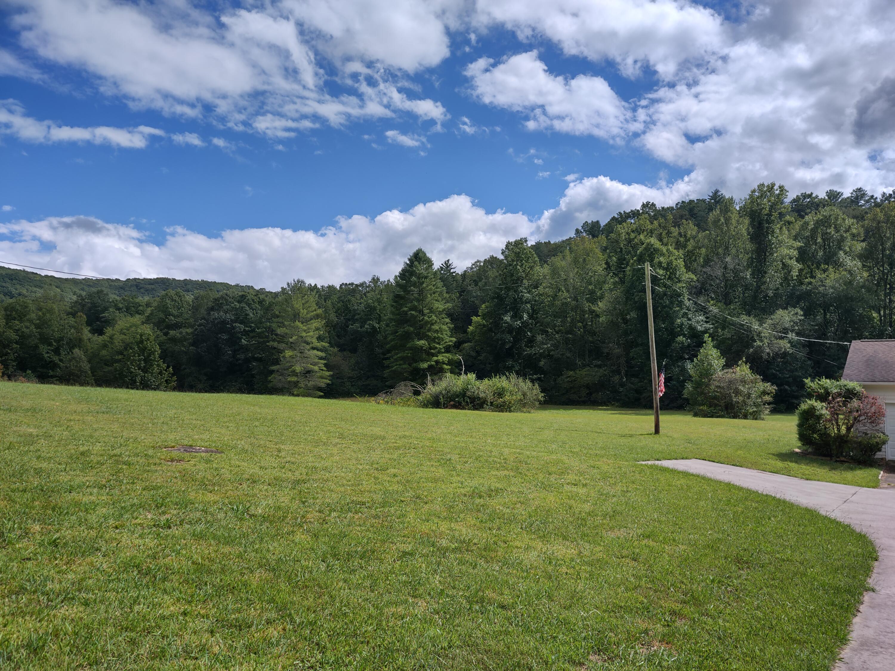 382 Rankin Chapel Road Oakdale, TN 37829 - Photo 11 of 23 IMG_20210922_145416872_HDR