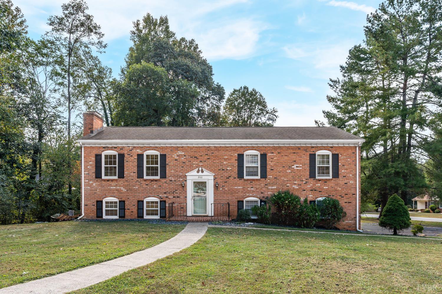 200 Windsor Road Lynchburg, VA 24502 - Photo 1 of 51 Gallery Image 1
