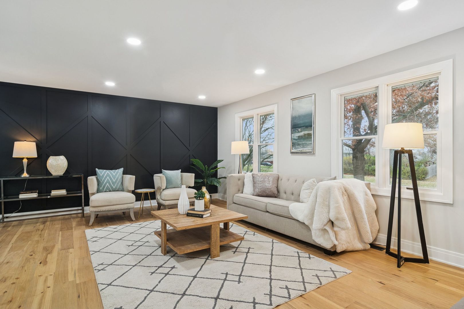 1420 Hassell Road Hoffman Estates, IL 60169 - Photo 3 of 26 a living room with furniture and wooden floor