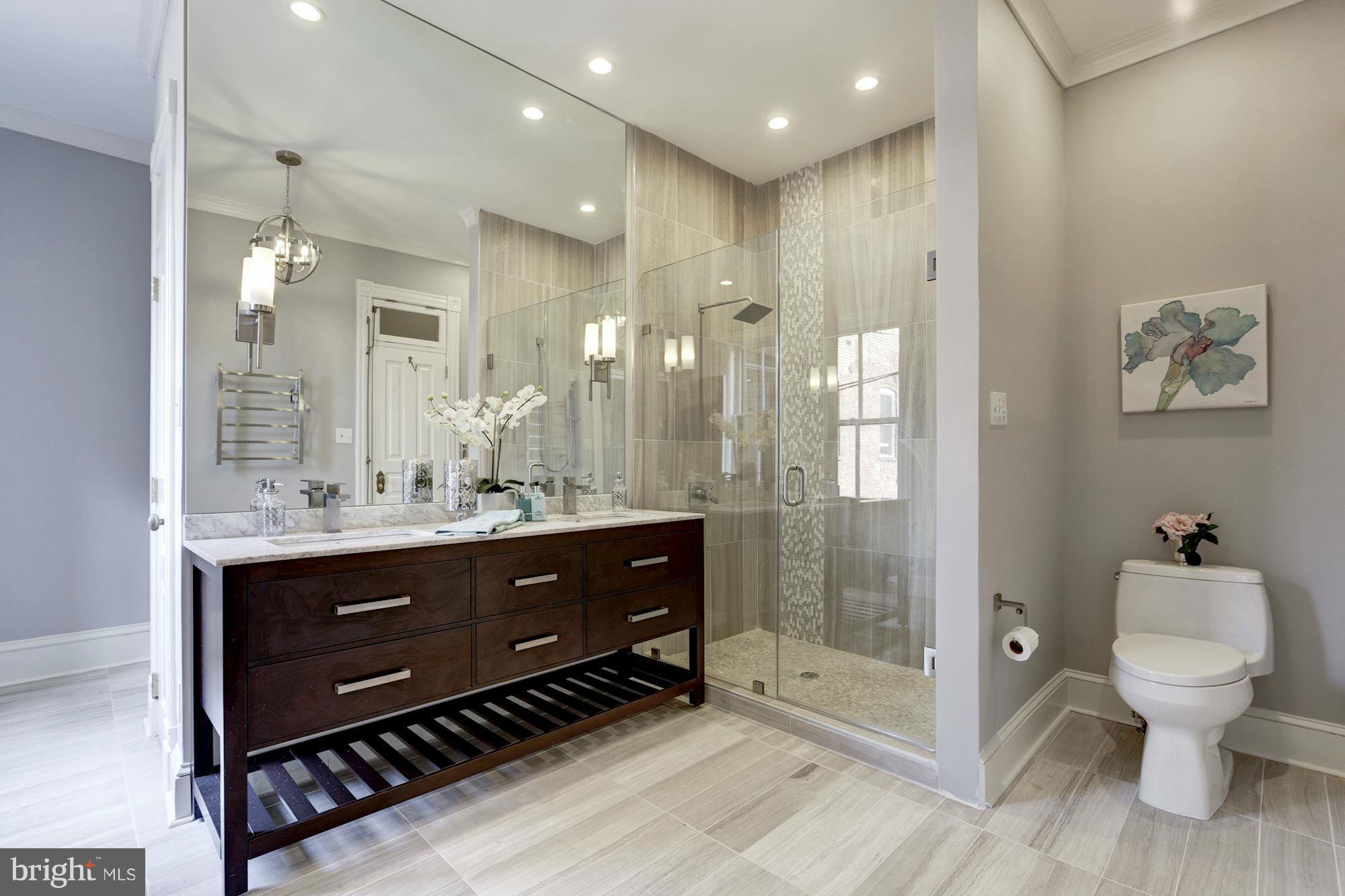 404 A Street Southeast Washington, DC 20003 - Photo 17 of 30 Bath (Master)