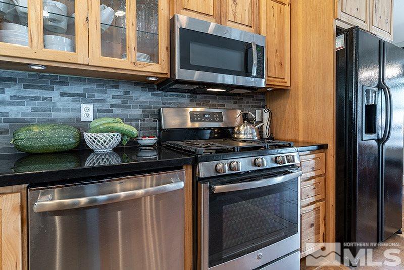 17995 West Aspen Circle Reno, NV 89508 - Photo 5 of 24 Photo 5