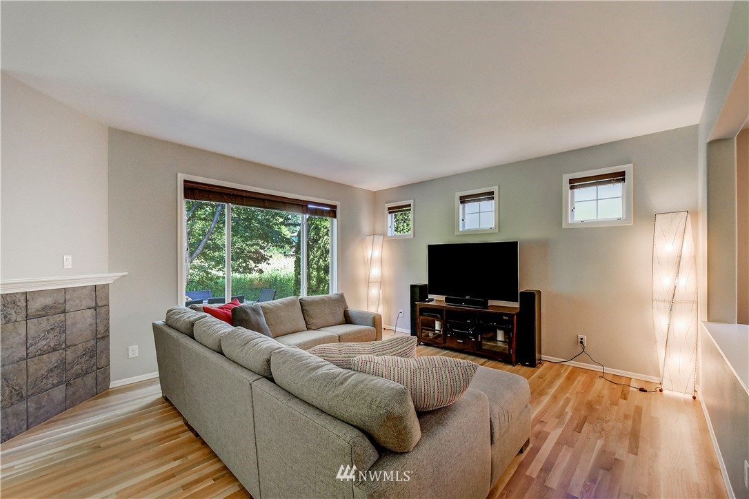 21728 38th Drive Southeast Bothell, WA 98021 - Photo 6 of 30