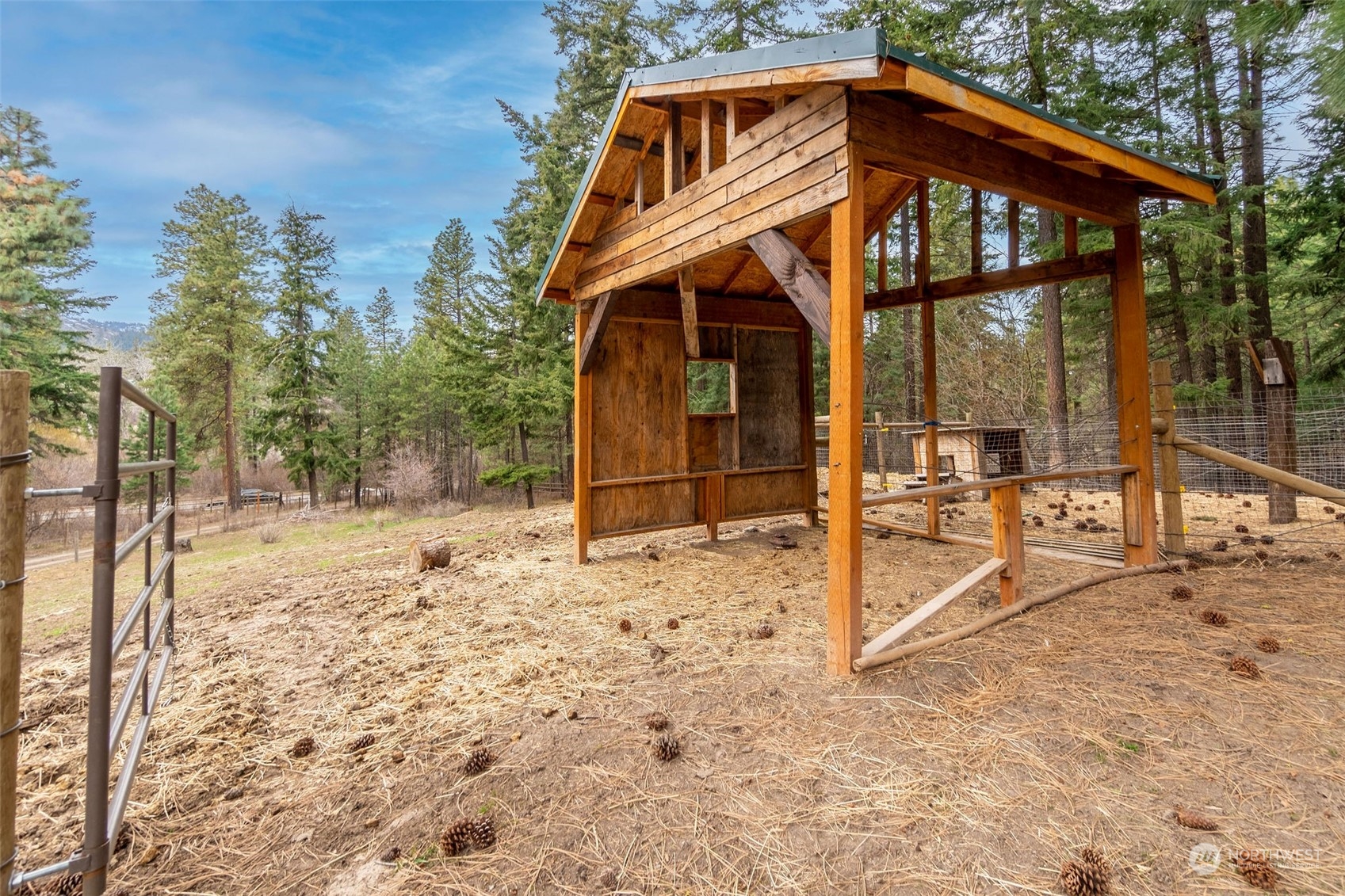 1230 Casassa Road Cle Elum, WA 98922 - Photo 33 of 40 a view of house with a outdoor space