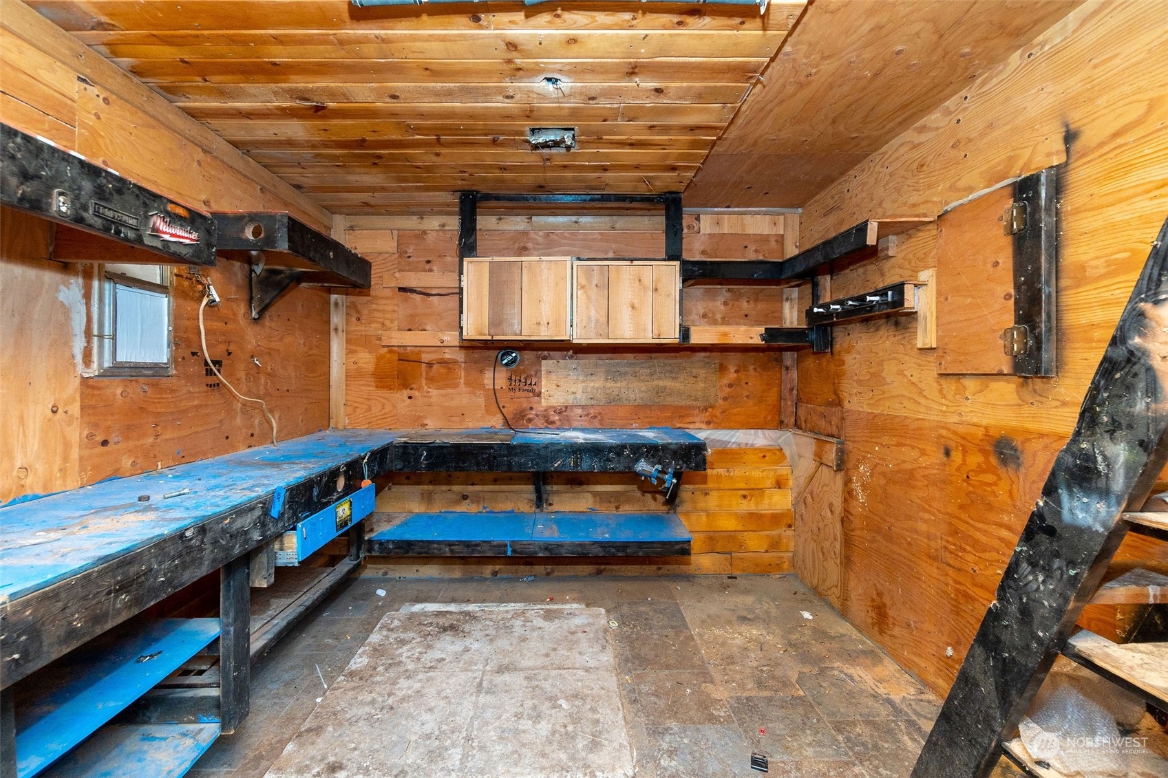 1230 Casassa Road Cle Elum, WA 98922 - Photo 36 of 40 a view of storage and utility room