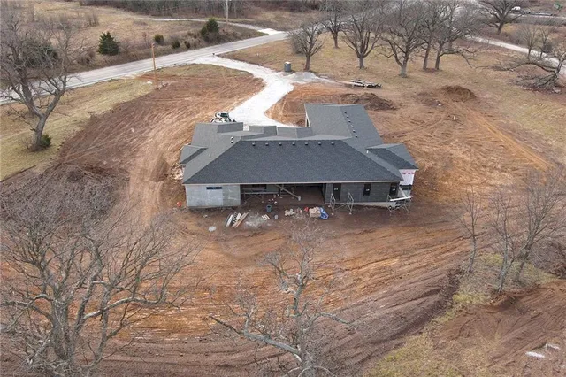 $1,069,000 | 32200 East Outer Belt Road, Lee's Summit, MO 64086