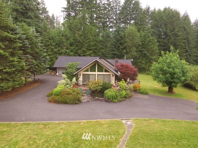 2216 South Scheuber Road Chehalis, WA 98532 - Photo 2 of 13
