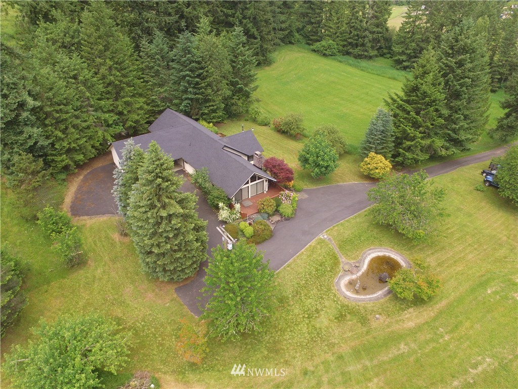 2216 South Scheuber Road Chehalis, WA 98532 - Photo 3 of 13
