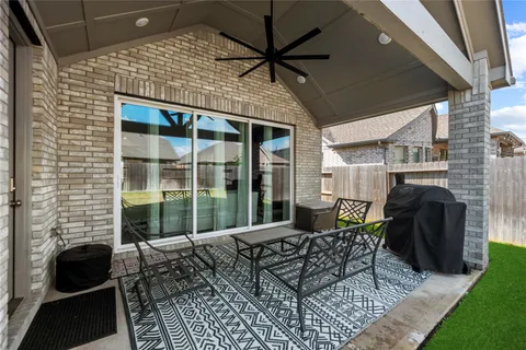 $380,000 | 10711 River Walk Drive, Missouri City, TX 77459