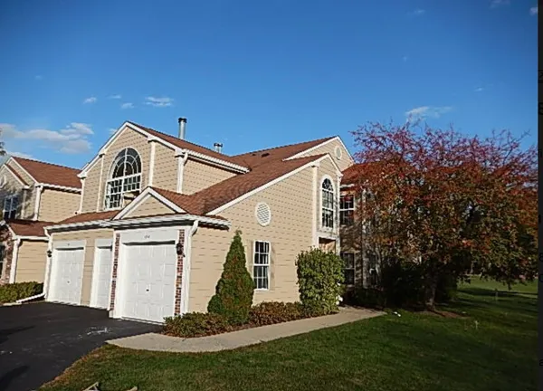 $2,400 | 15 Polk Court, Unit B, Streamwood, IL 60107