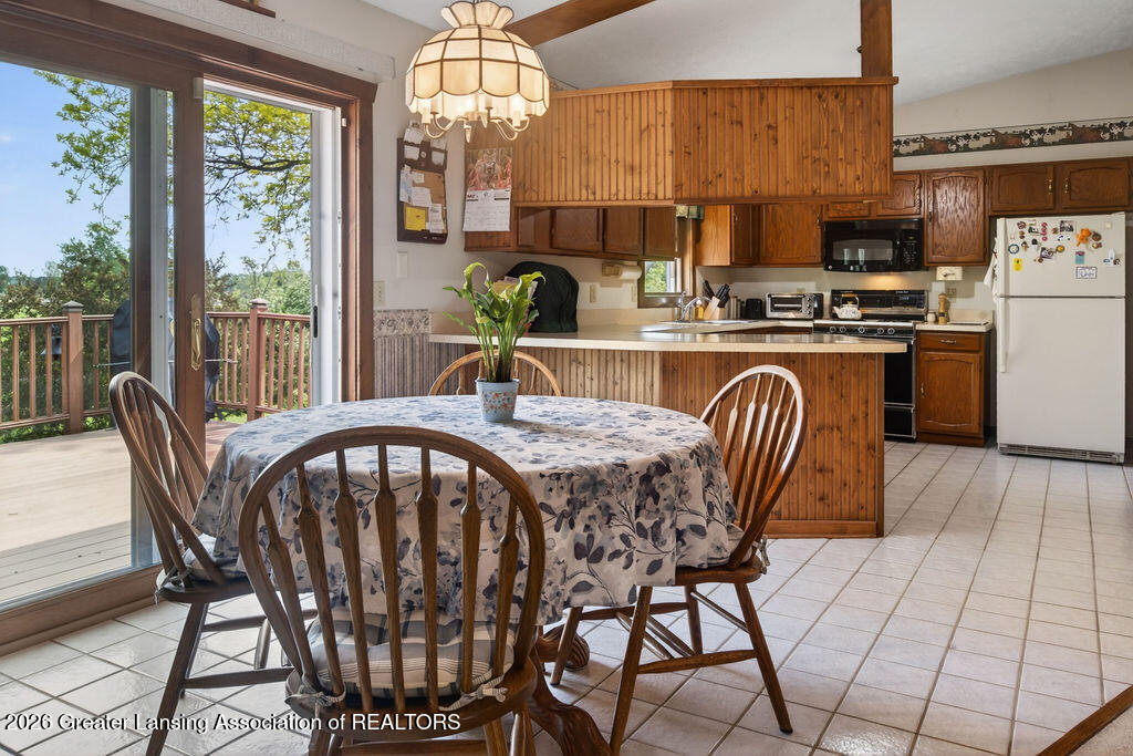 582 Baldwin Road Mason, MI 48854 - Photo 21 of 44 20260520-34