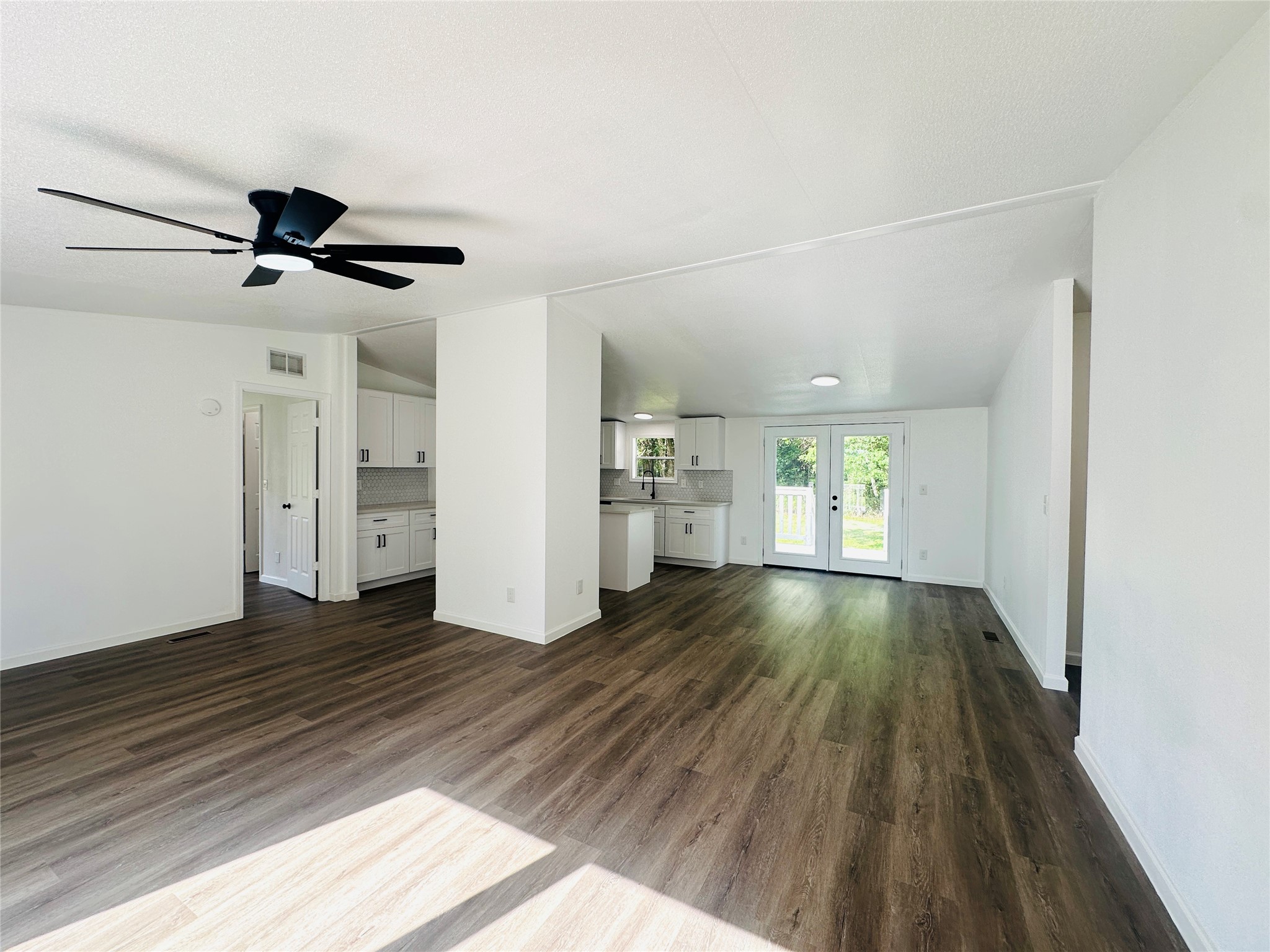 16344 Lone Star Ranch Drive Conroe, TX 77302 - Photo 4 of 36