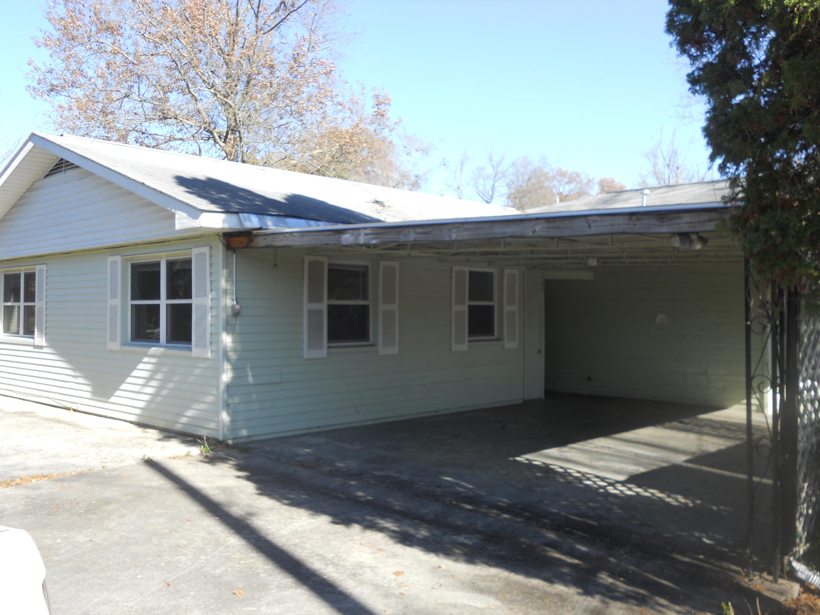 111 Parsons Road Oak Ridge, TN 37830 - Photo 1 of 11 DSCN9458