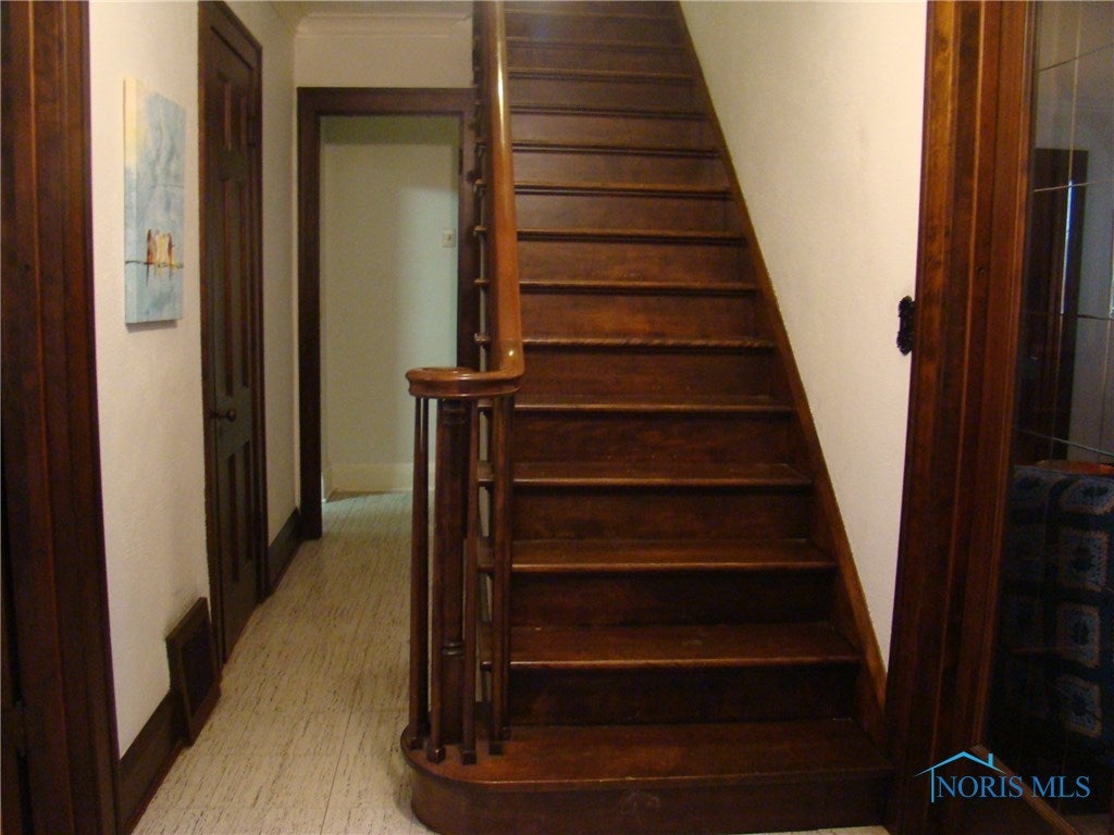 2434 Goddard Road Toledo, OH 43606 - Photo 7 of 16 Gallery Image 7