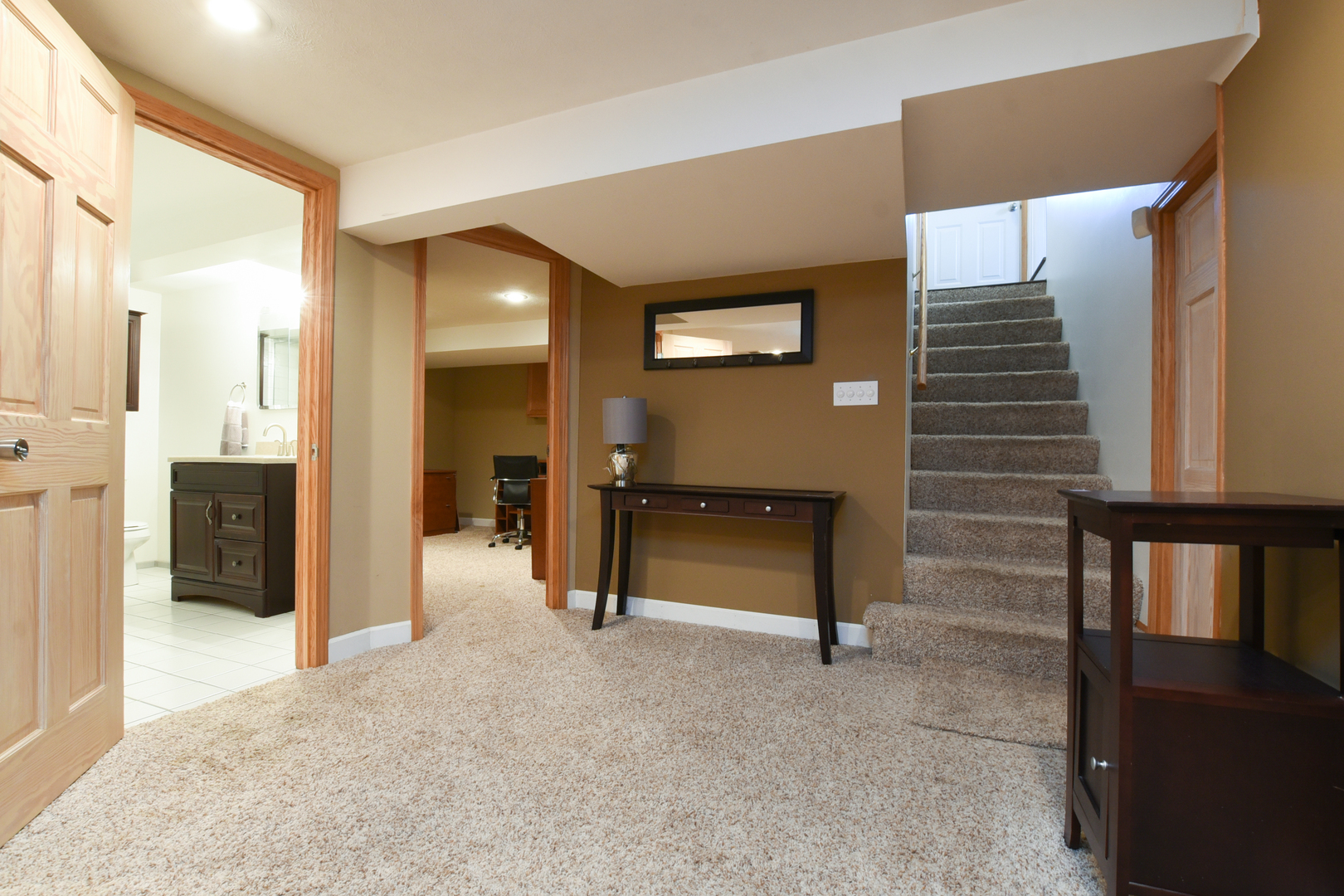 390 Olmsted Road Riverside, IL 60546 - Photo 22 of 37 a view of a hallway with seating space