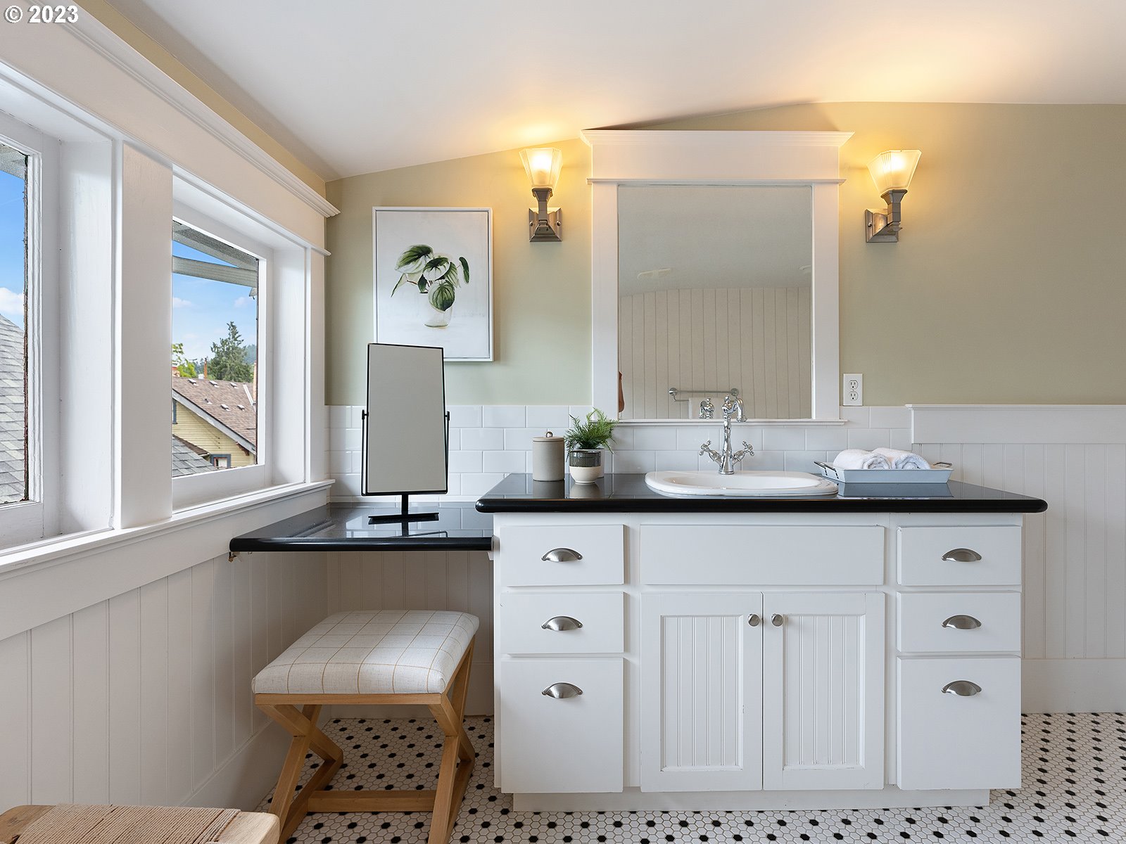 1920 Southeast 47th Avenue Portland, OR 97215 - Photo 28 of 40 a bathroom with a sink and a mirror