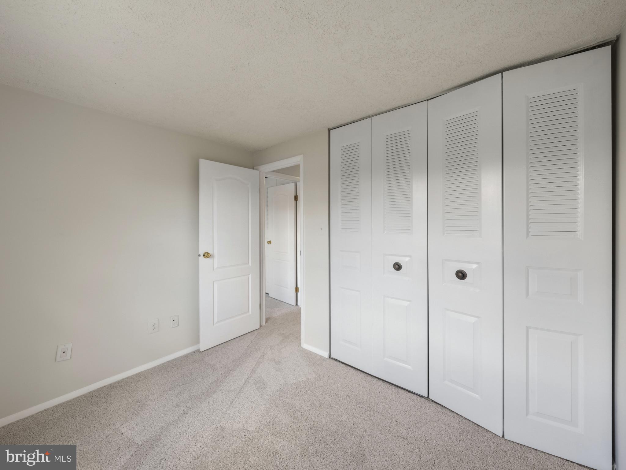 8027 Tyson Oaks Circle Vienna, VA 22182 - Photo 17 of 29