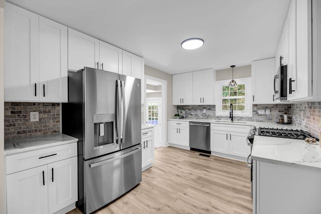 $550,000 | 1129 Quail Drive, Charleston, SC 29412