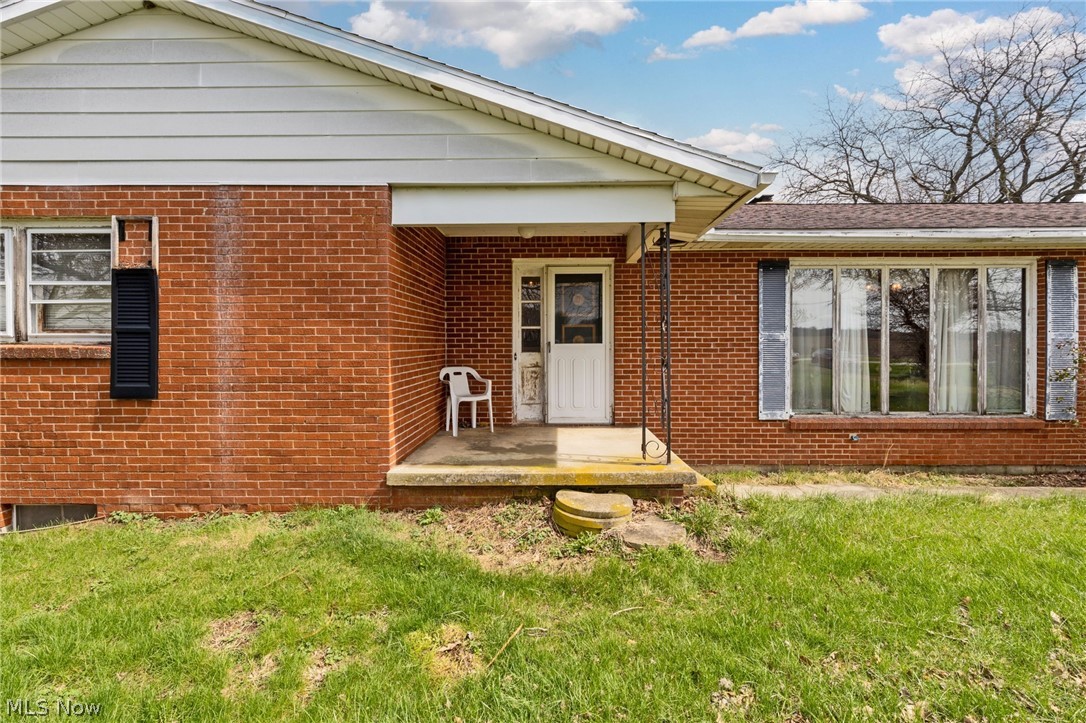 2554 Dry Lane Road North La Rue, OH 43332 - Photo 3 of 48