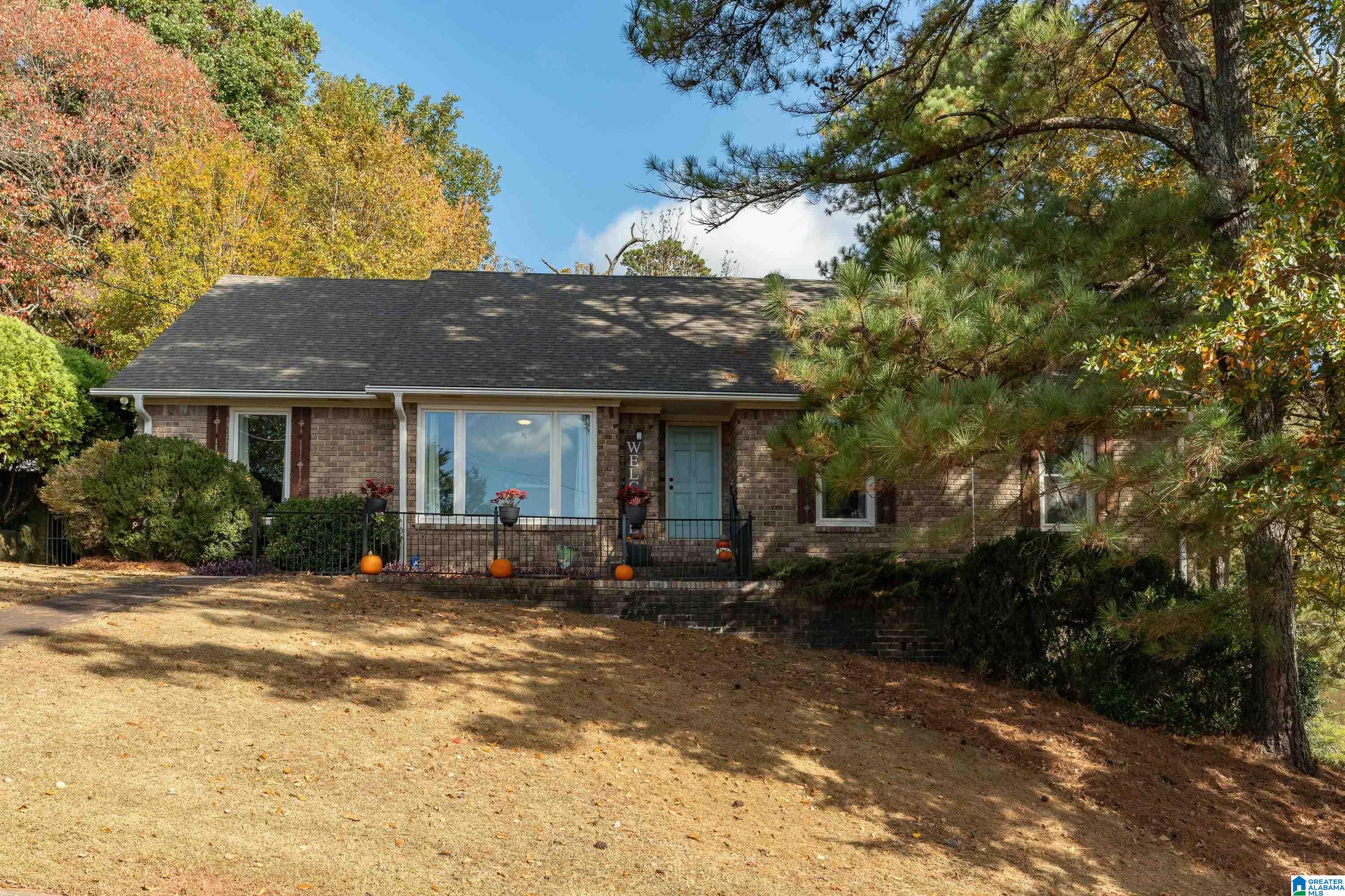 5828 Southcrest Road Birmingham, AL 35213 - Photo 2 of 51