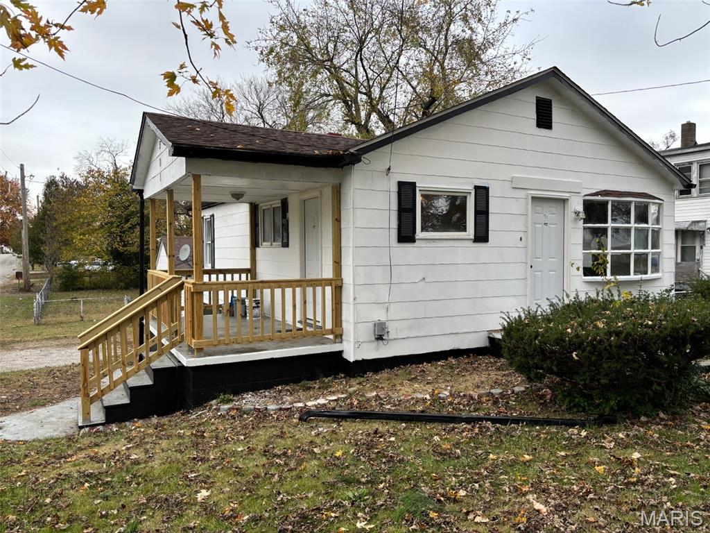 1301 Upper Cahokia Road Cahokia, IL 62206 - Photo 2 of 4