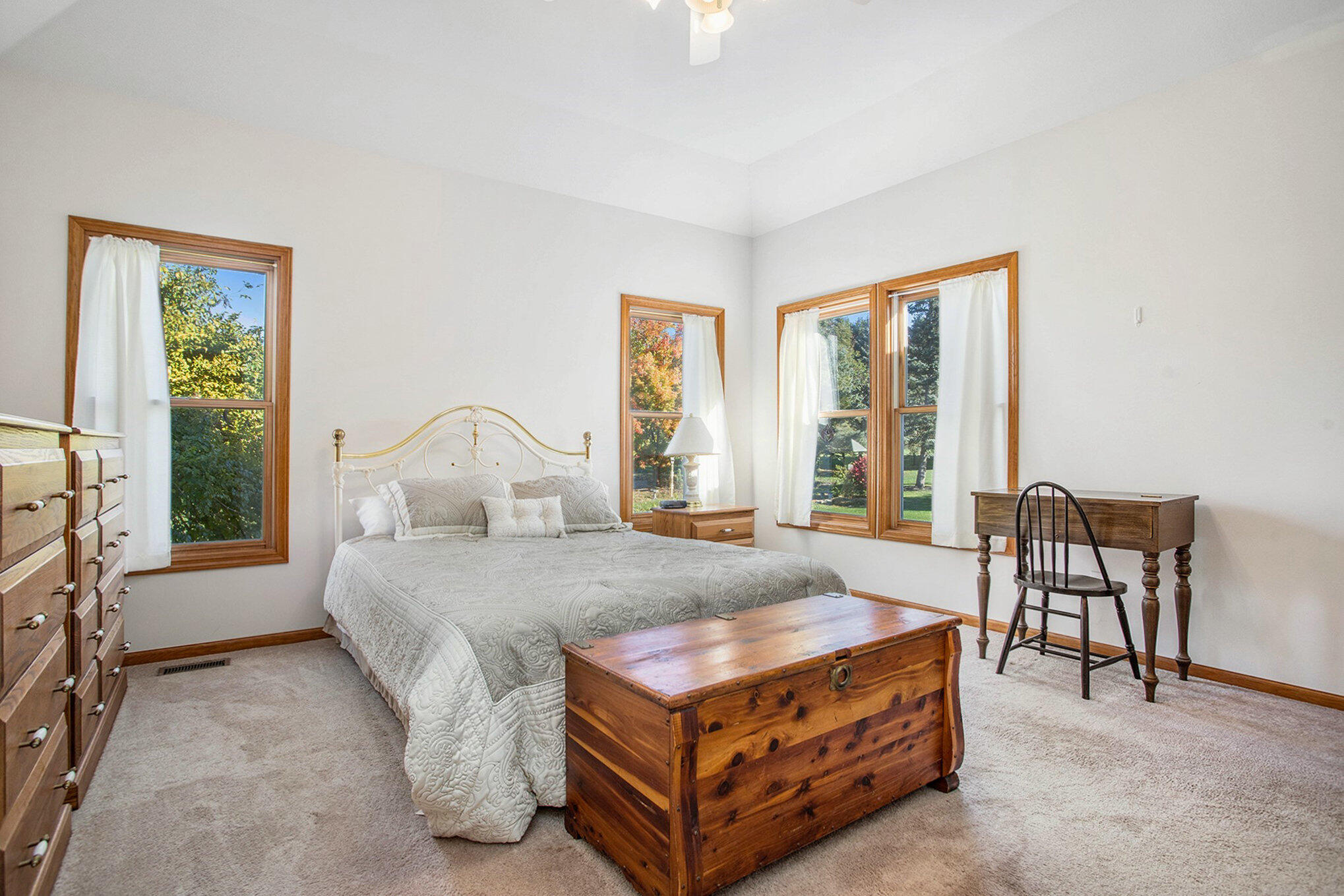 18 West Suttons Ridge Battle Creek, MI 49014 - Photo 20 of 41 Primary Suite