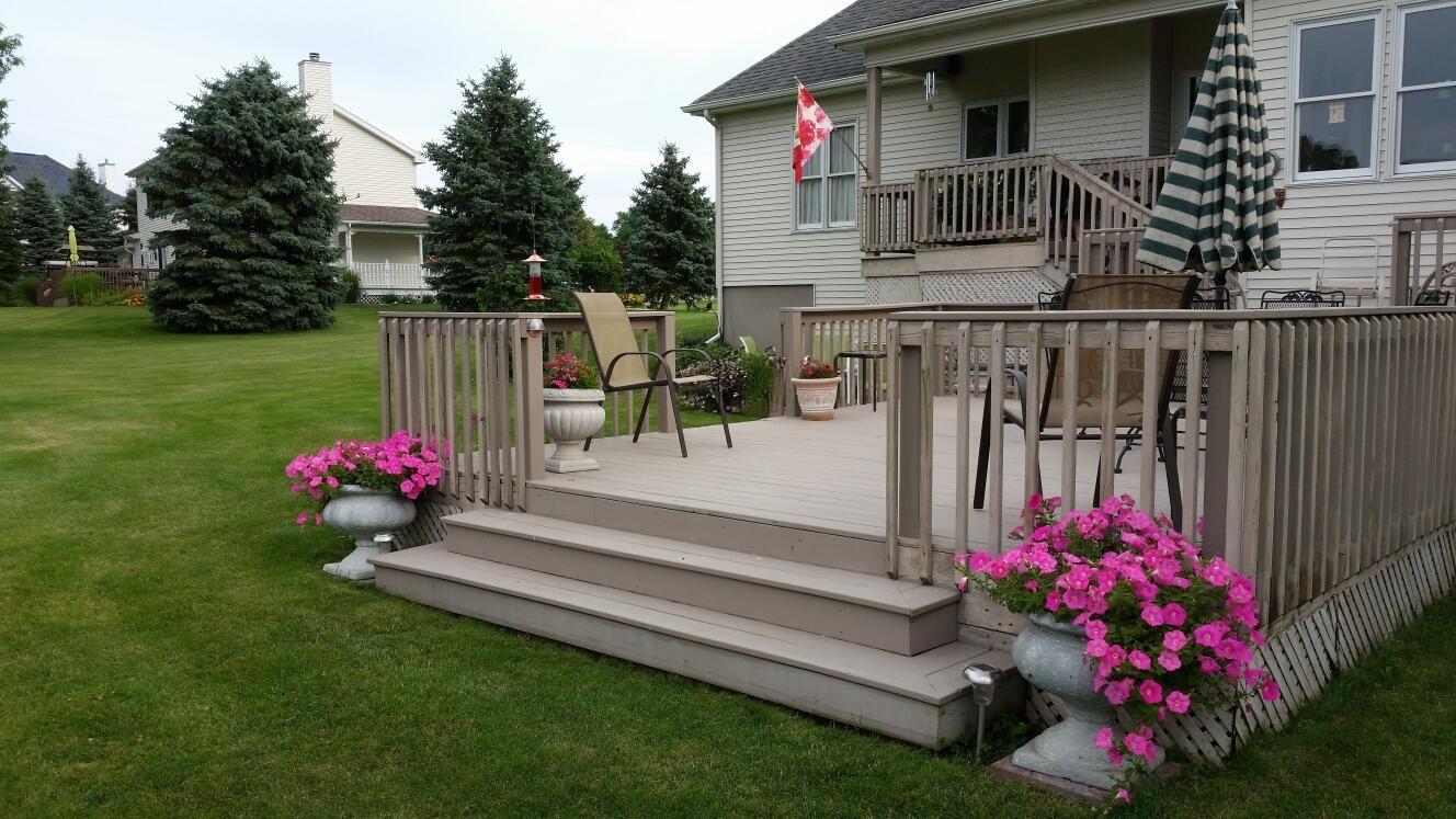 18 West Suttons Ridge Battle Creek, MI 49014 - Photo 38 of 41 Backyard