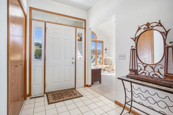 $469,900 | 18 West Suttons Ridge, Battle Creek, MI 49014
