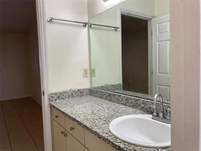 $1,300 | 7807 Golf Cir Drive, Unit 306, Margate, FL 33063