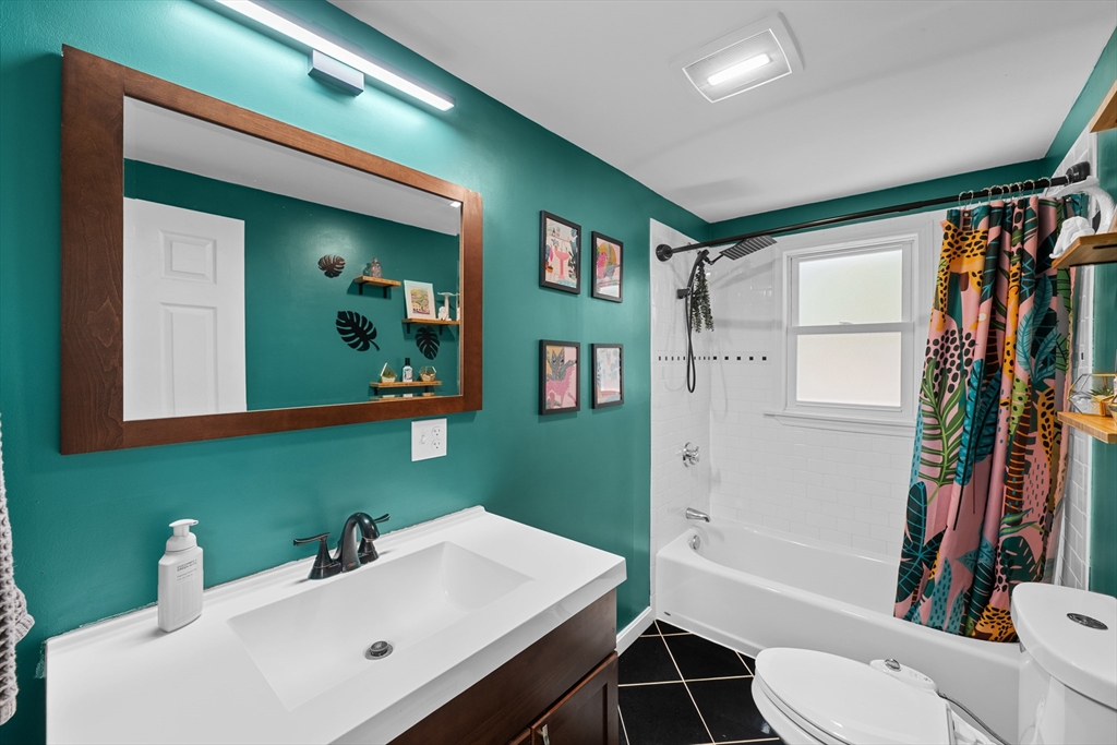 21 Dug Hill Road Holland, MA 01521 - Photo 12 of 28