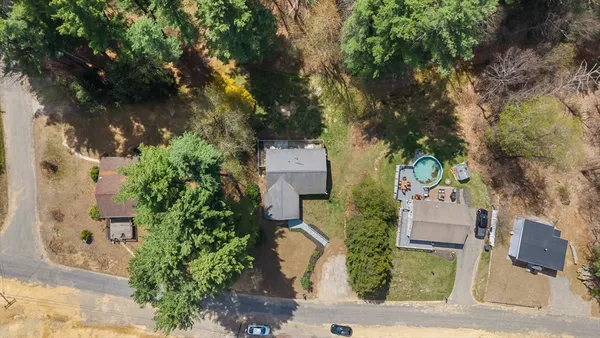 $449,900 | 21 Dug Hill Road, Holland, MA 01521