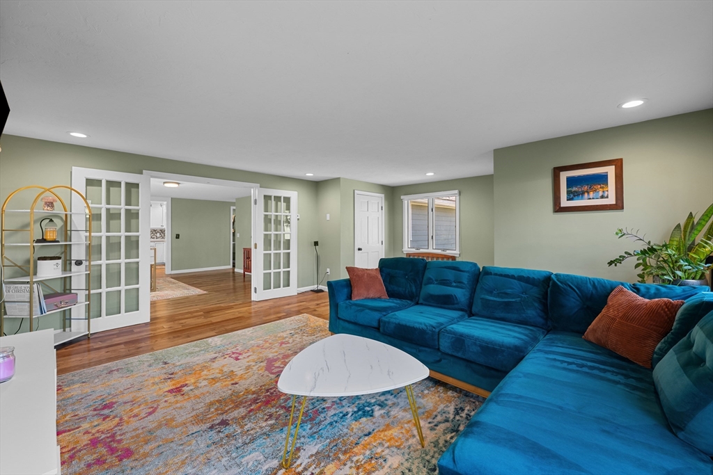 21 Dug Hill Road Holland, MA 01521 - Photo 9 of 28