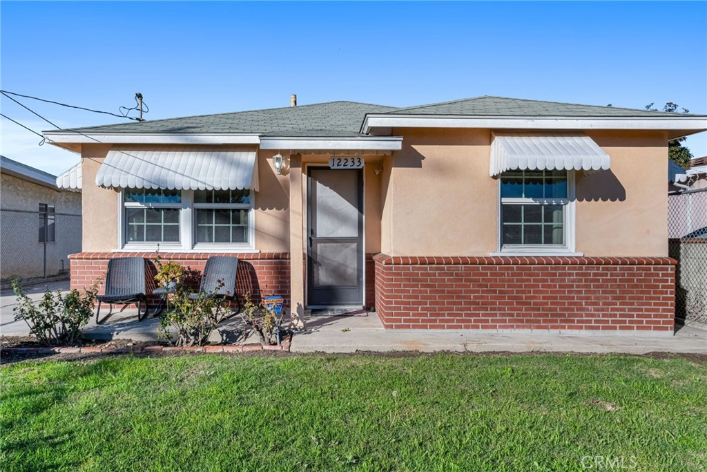 12233 Academy Artesia, CA 90701 - Photo 26 of 40