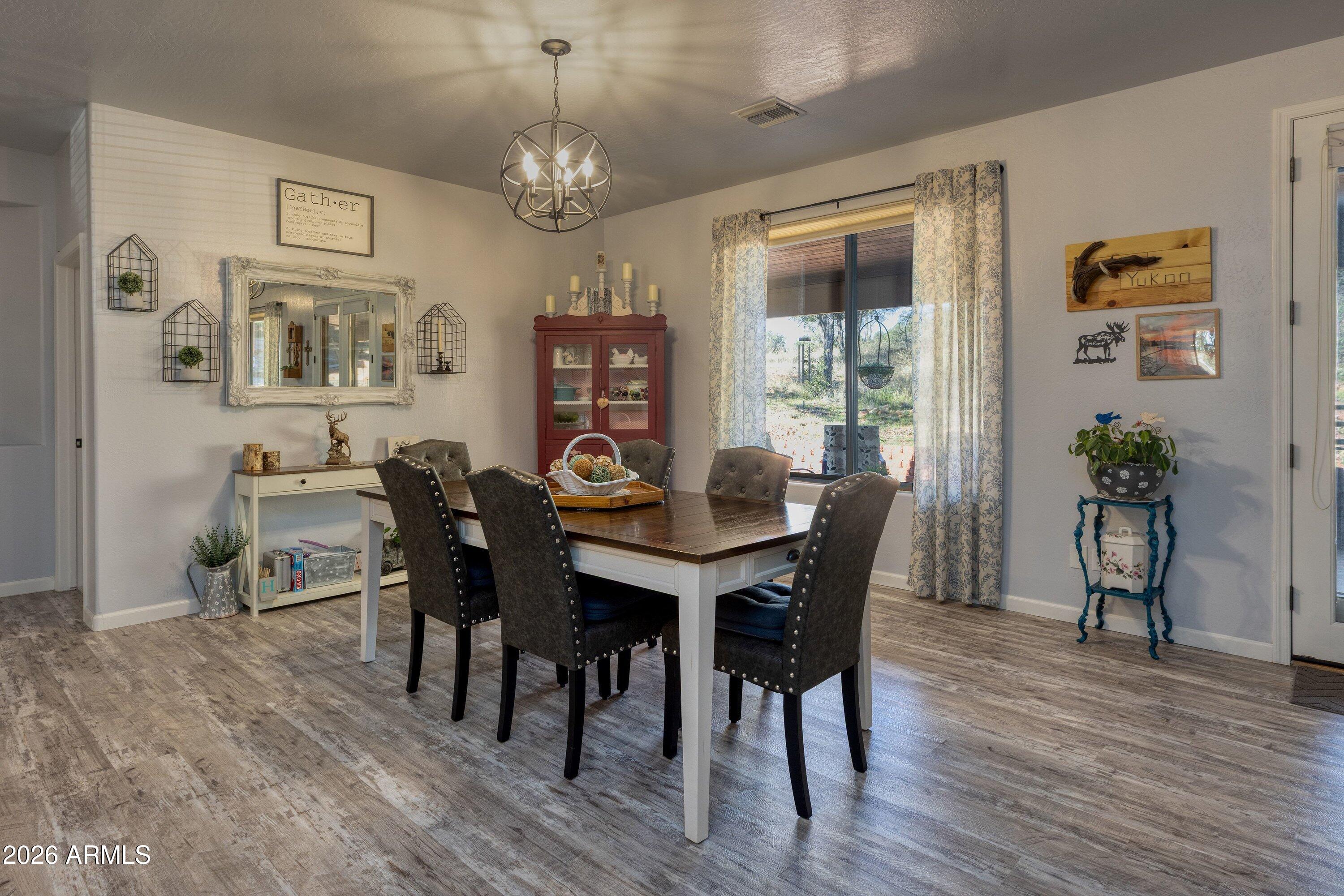 2110 North Cold Springs Point Payson, AZ 85541 - Photo 8 of 29 010_photo10_2110_n_cold_springs_payson_b