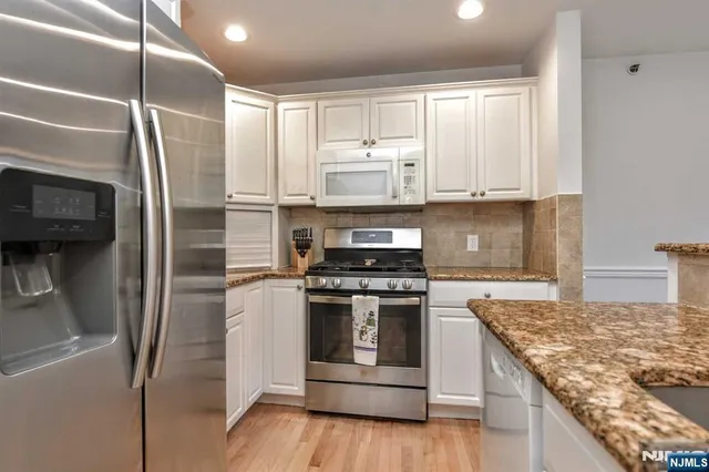 $3,750 | 203 Central Park Place, Ramsey, NJ 07446